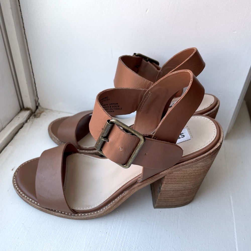 Steve Madden Castro Leather Block Heel Sandal Tan Size 7.5